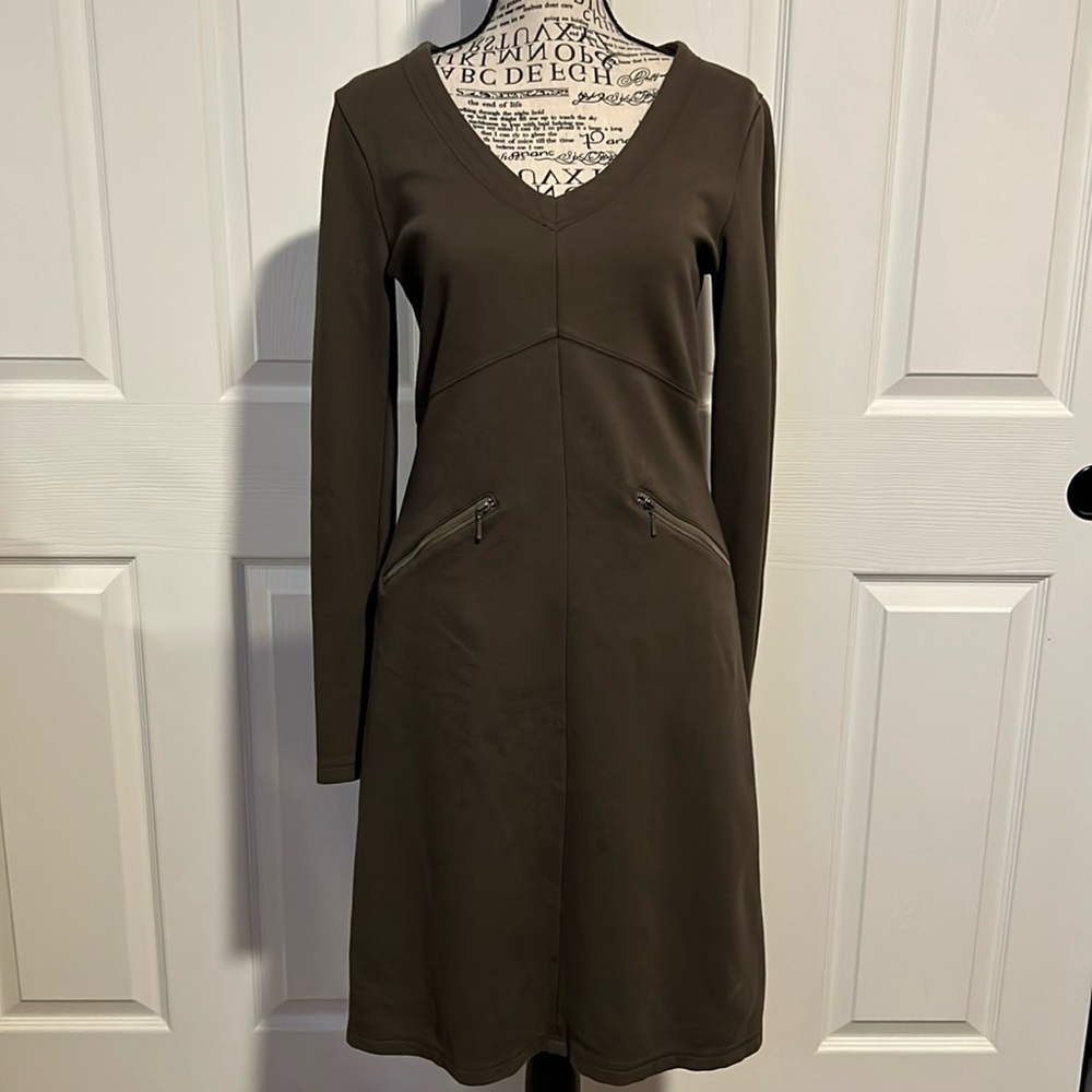 Athleta Ponte Celebration Dress olive green S. Like new.